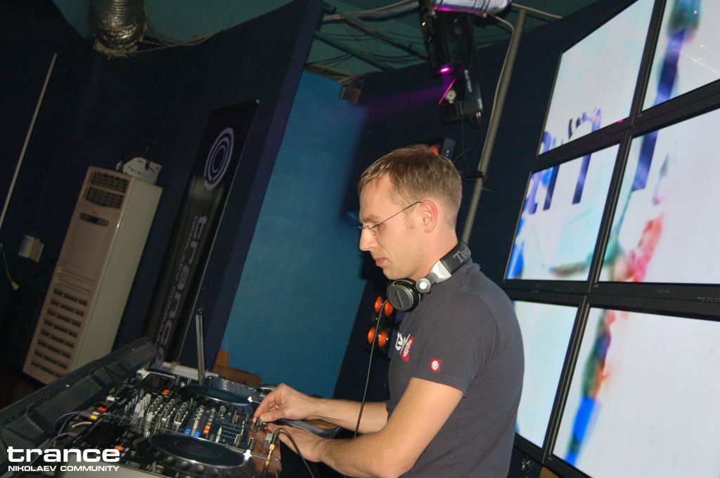 tranceillusion3-027